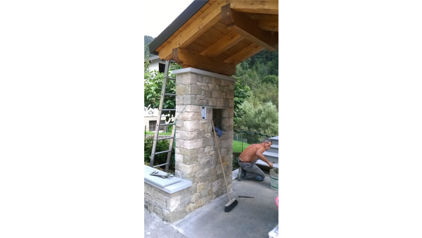 REALIZZAZIONE RECINZIONE PIETRA SEMISECCO